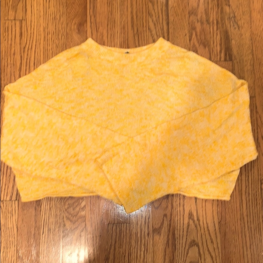 H&M Crop Sweater Top!
